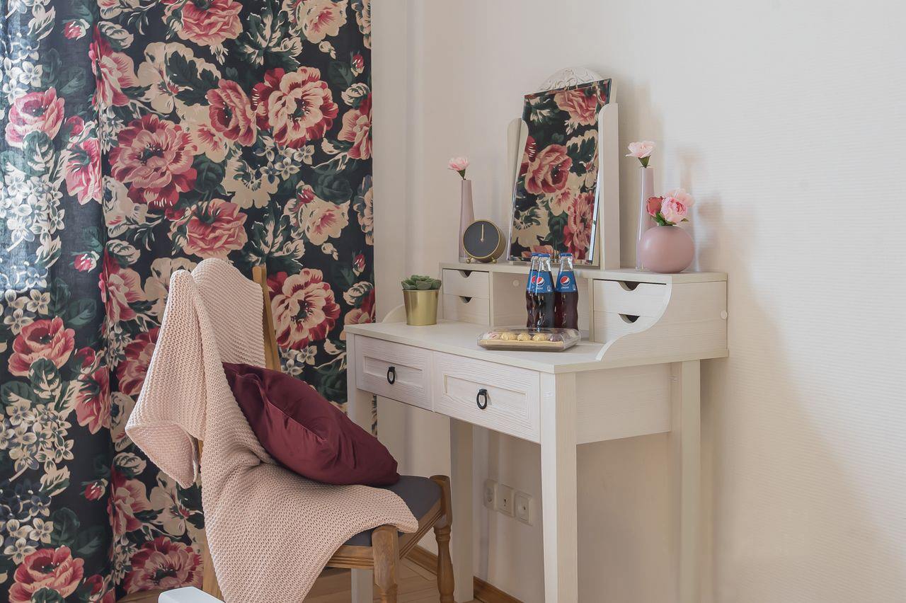 Декорирование квартира в центре Москвы под сдачу в посуточную аренду