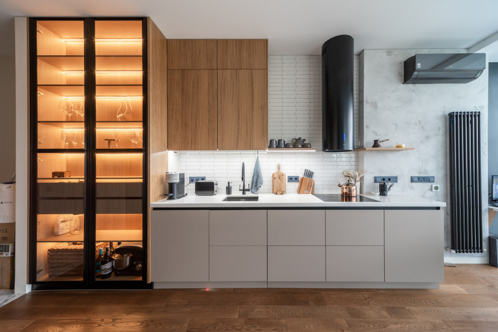 Кухня комбинированная со шпоном