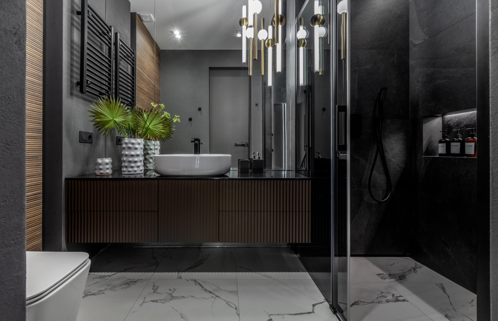 На берегу большой реки