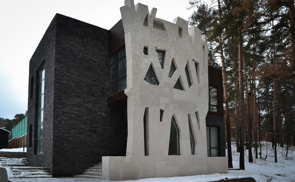 Остекление фасада загородного дома