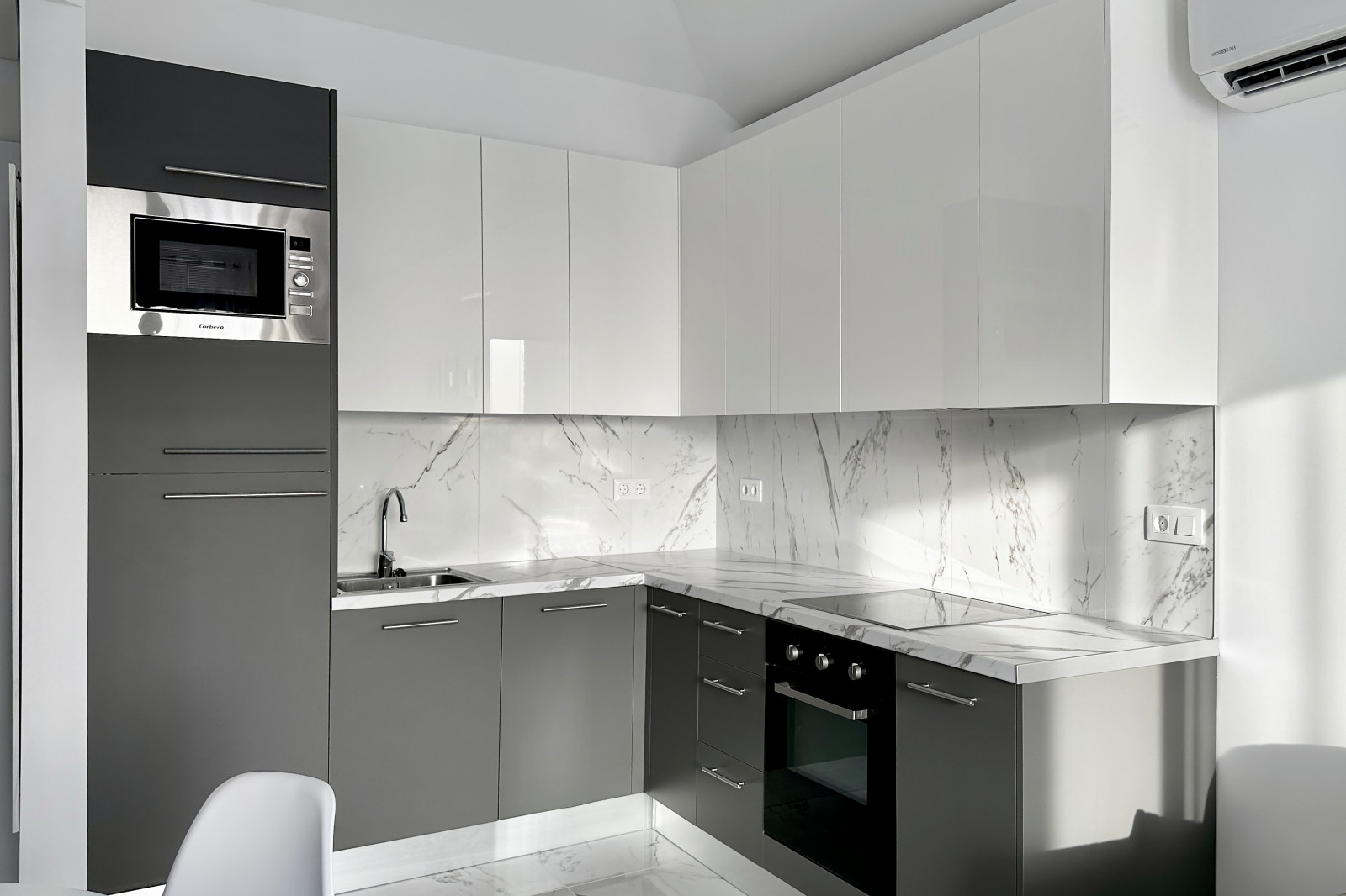 Tenrooms. Ap.en Los Cristianos (realizado)