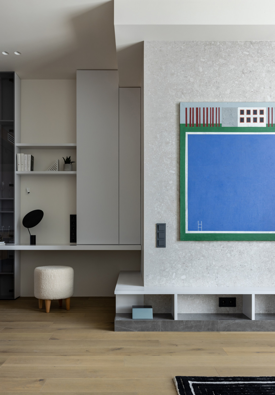 Рабочий уголок в гостиной