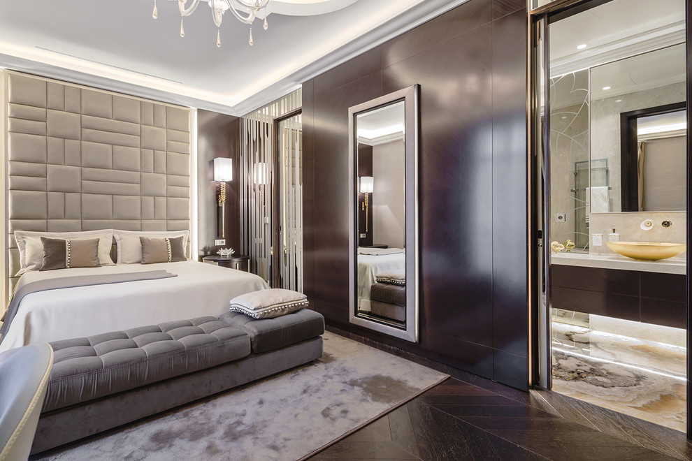 Interior of a villa on Cote d'Azur. / Интерьер дома на Лазурном берегу