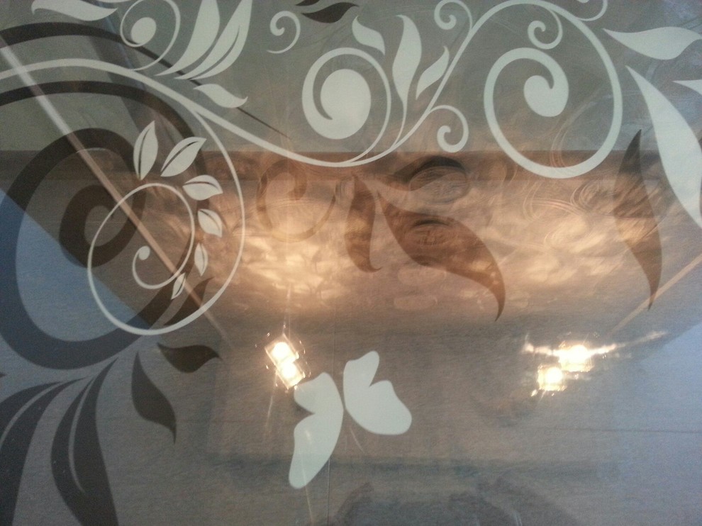 Обложка проекта: Стол из закаленного стекла с фотопечатью