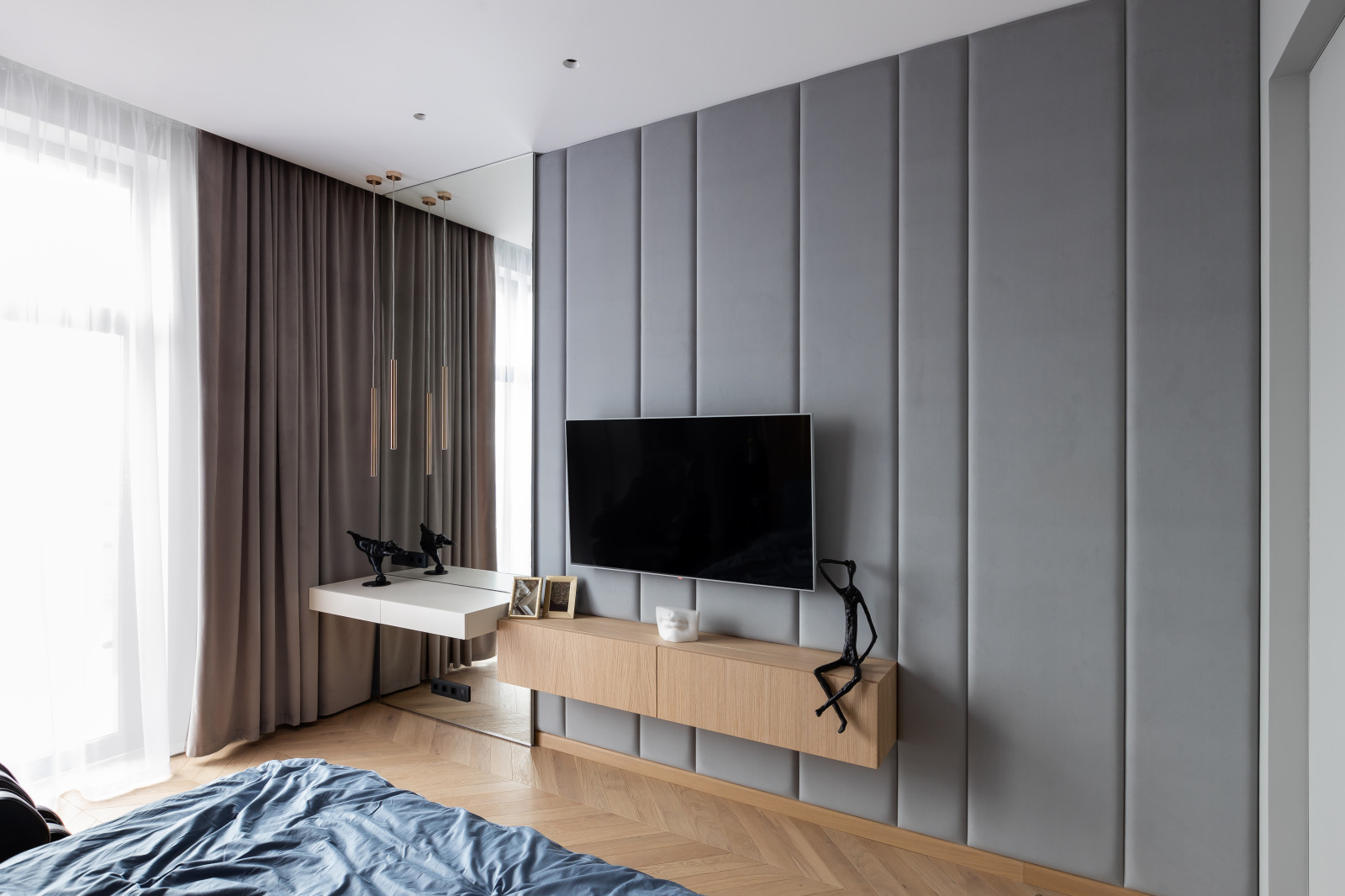 Обложка проекта: Спальня - огонь!