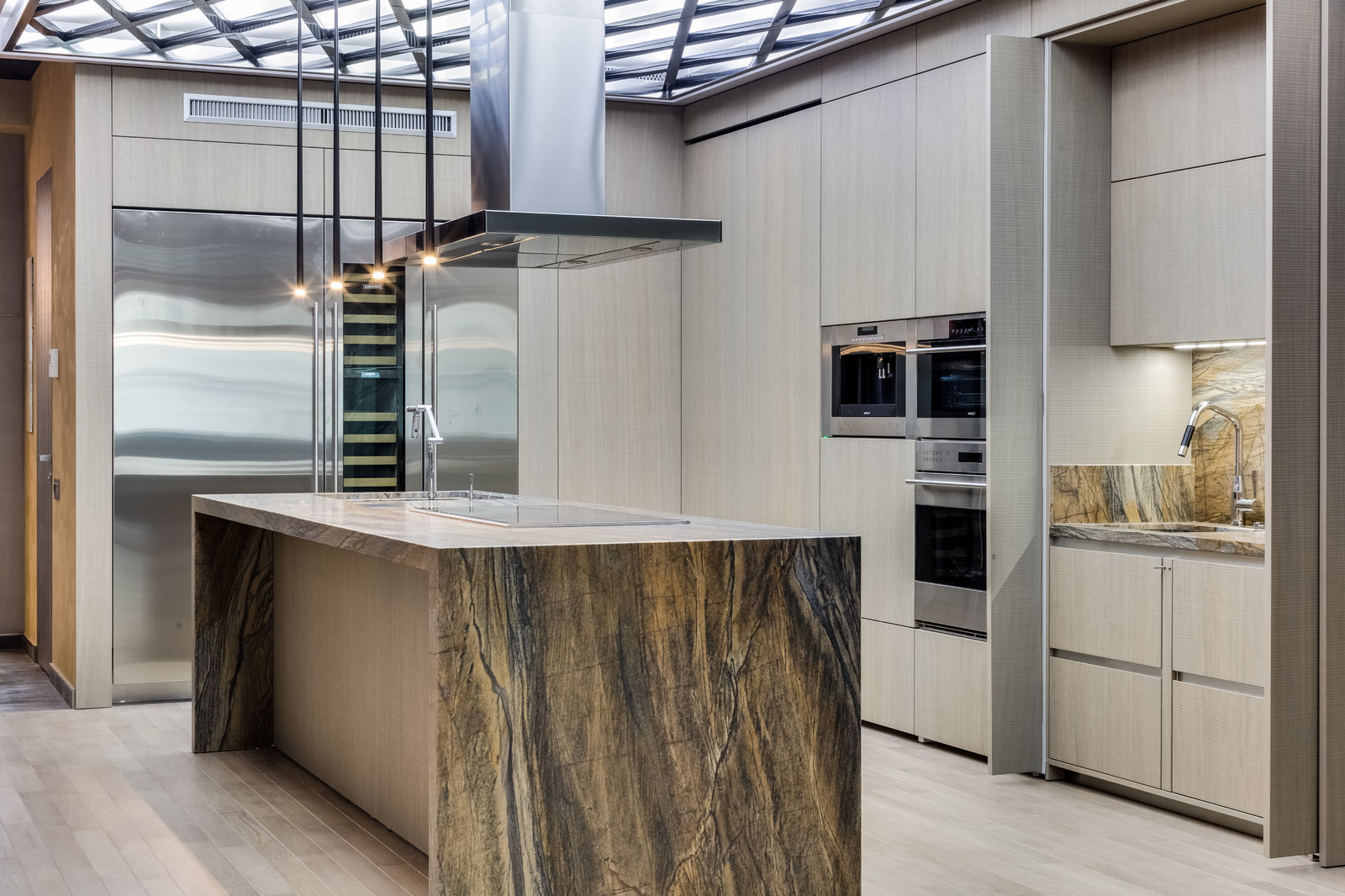 Кухня с островом