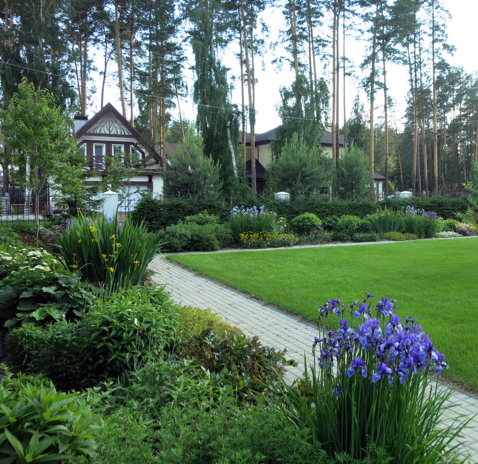 Коттеджный сад