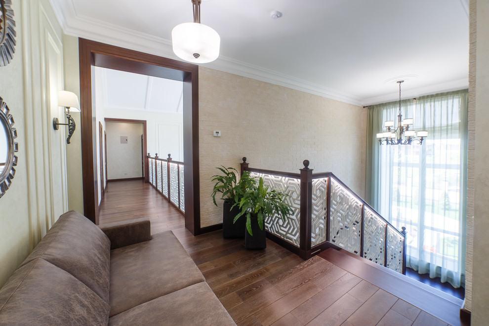 Интерьер загородного дома с двусветным пространством