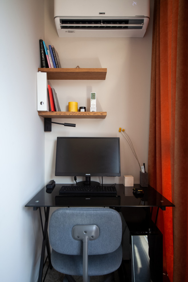 Однушка на набережной