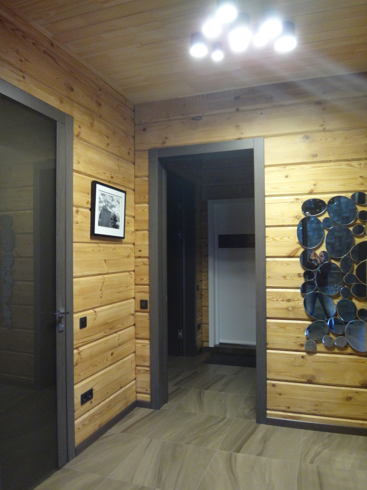 Частный дом из клееного бруса 500 кв.м.  д.Мостовское.