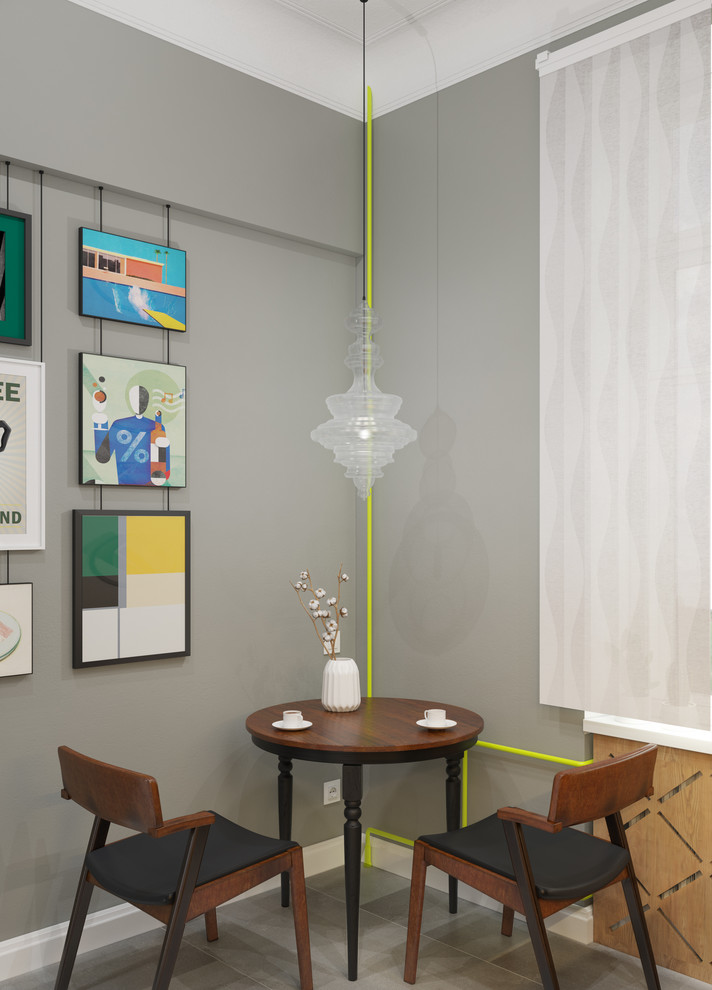 Белая квартира в сталинке с элементами лофта