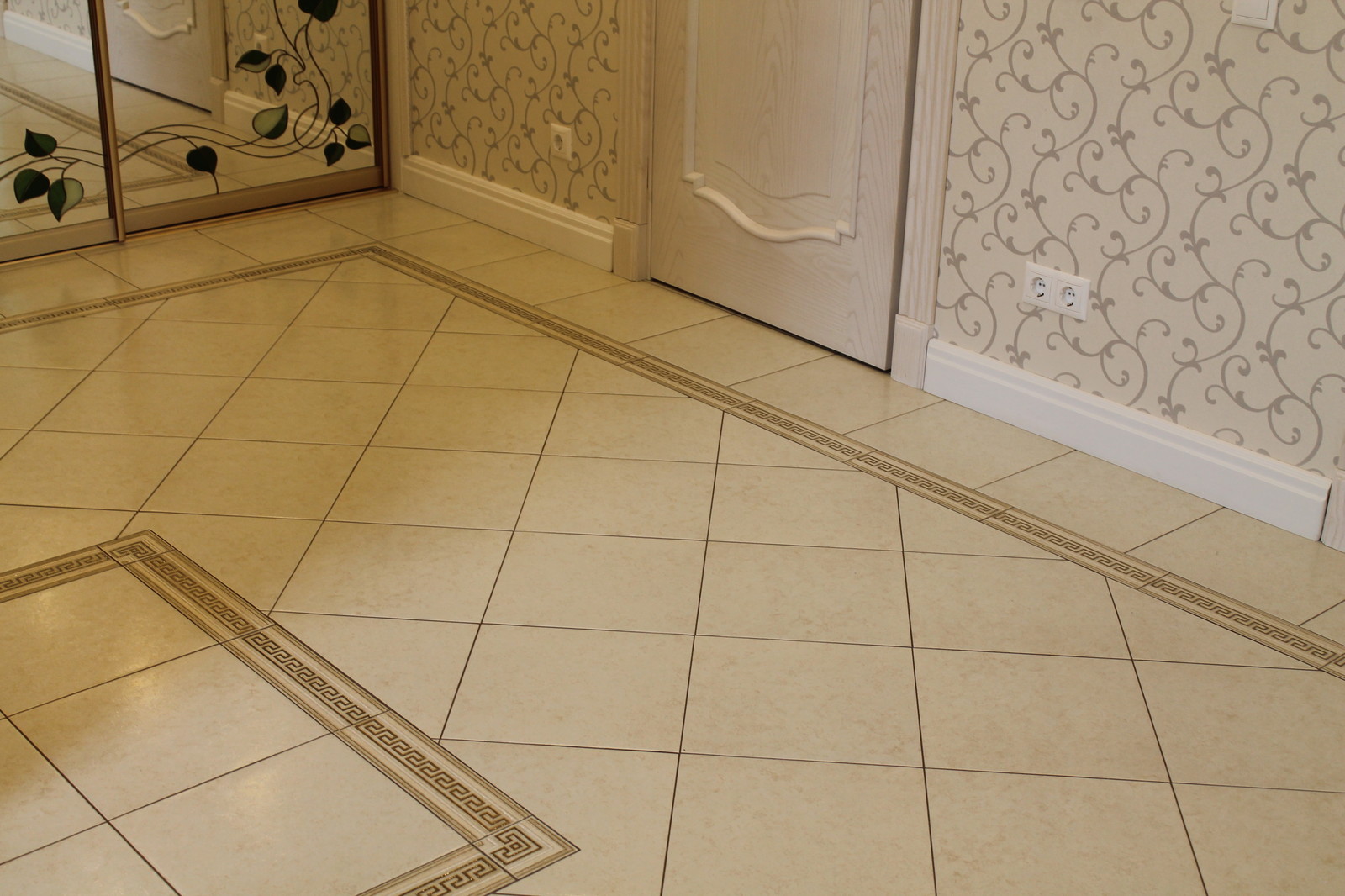 Холл 1-го этажа