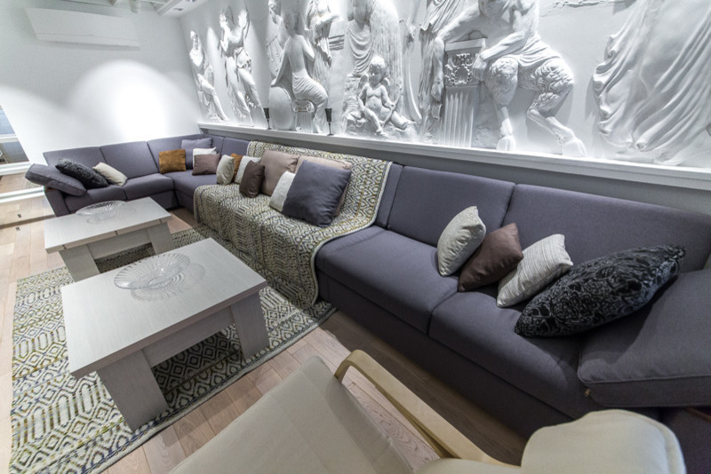 Квартирный вопрос. В греческом зале