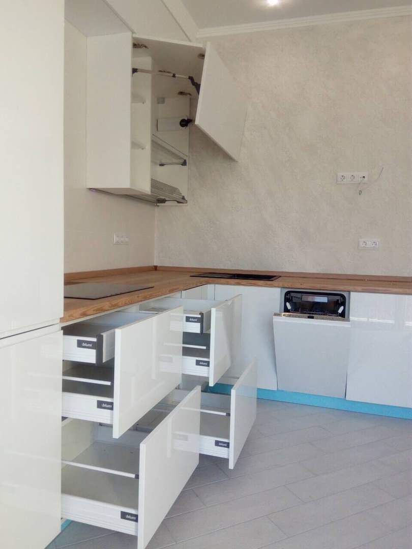 Кухня для молодой пары.