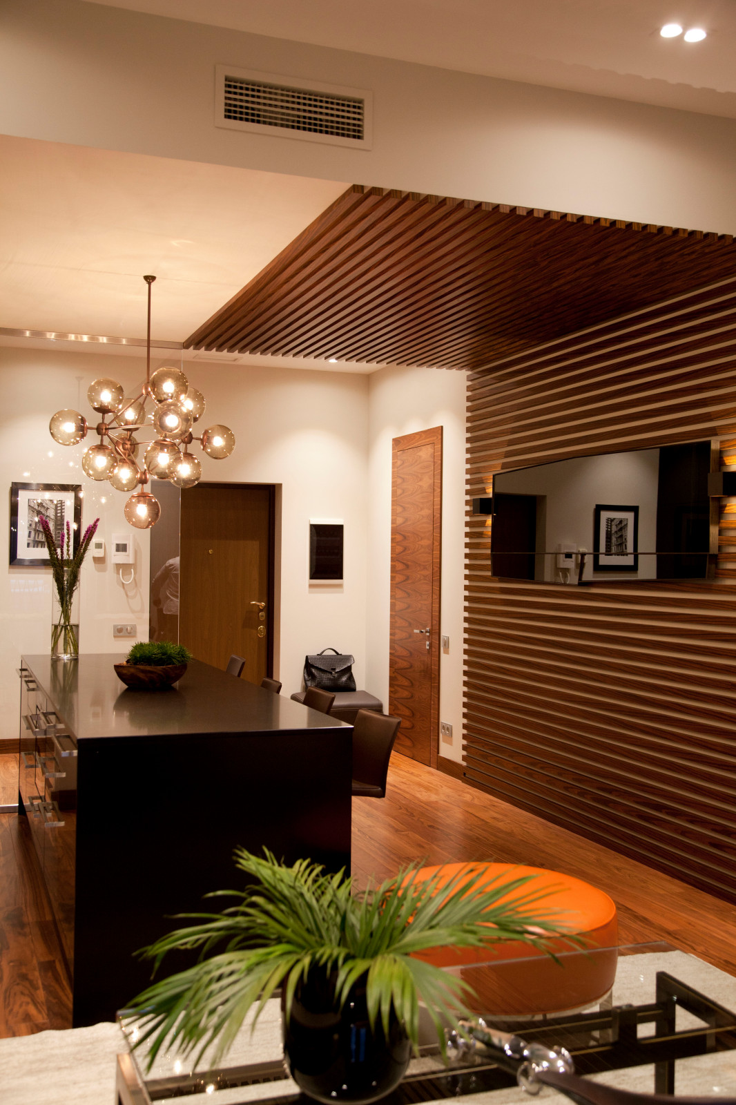 Апартаменты в Андреевском доме. Фрунзенская набережная.