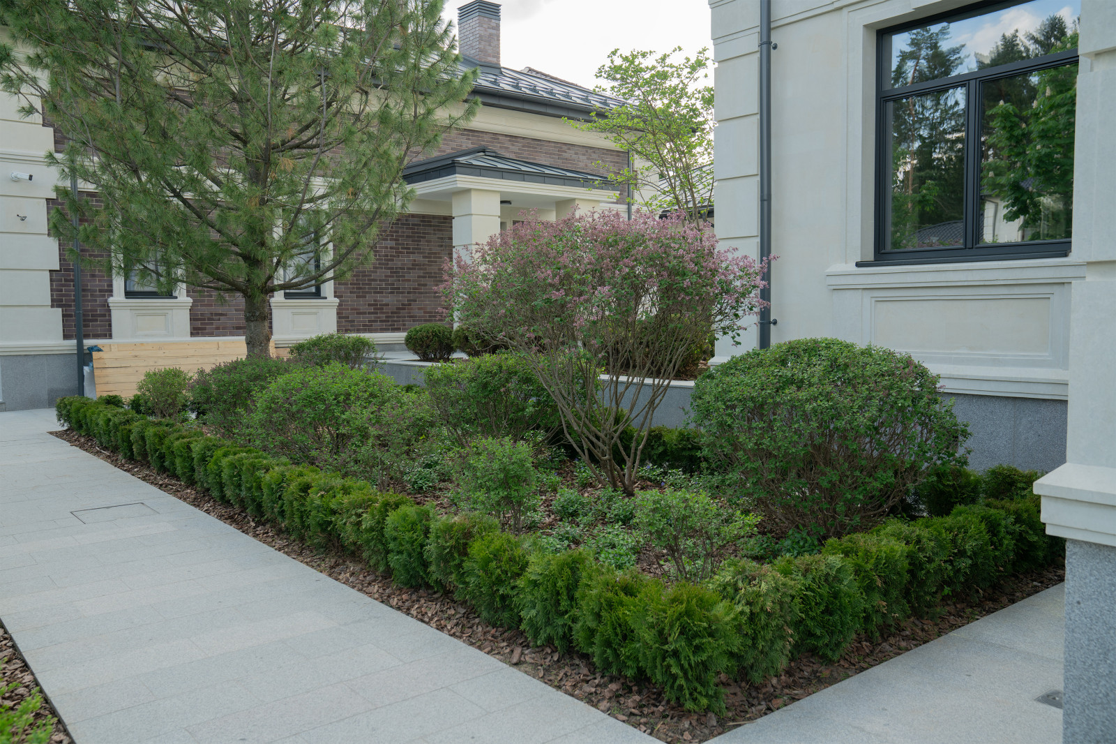 Ренессанс Парк 2022г