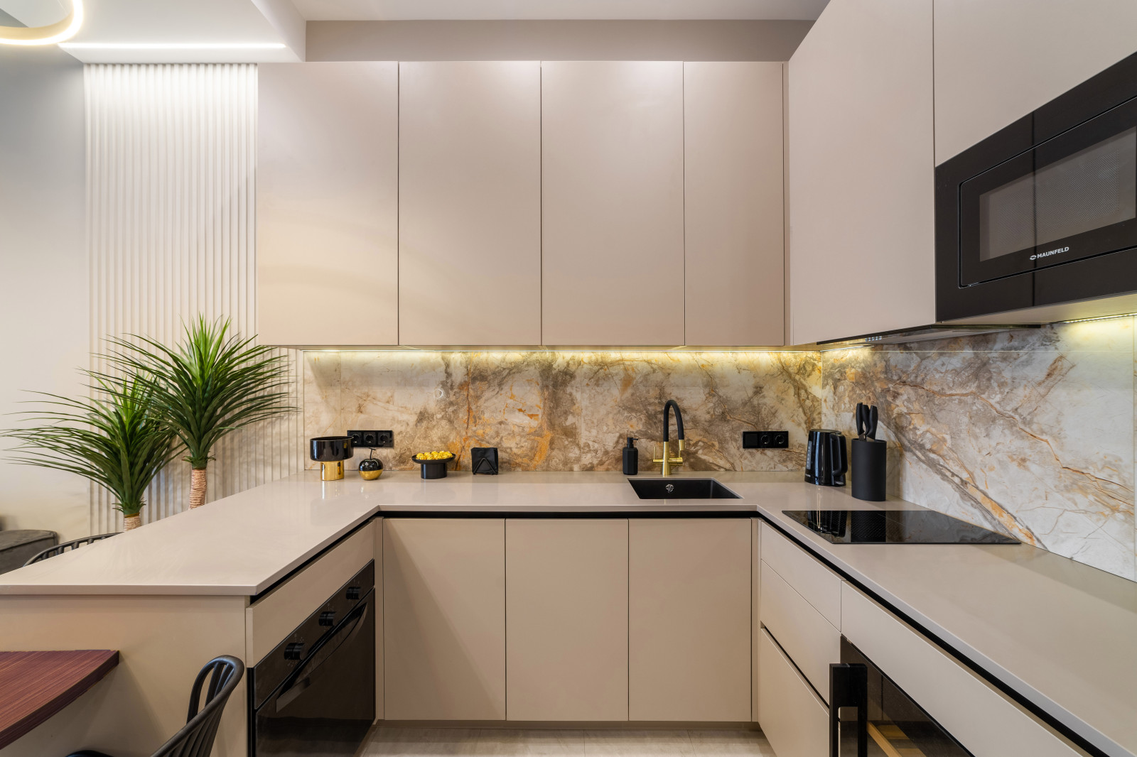 Квартира с современным ремонтом в Сочи