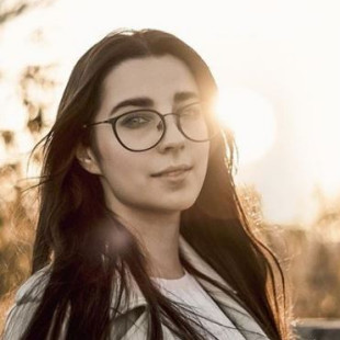 ИРИНА ОЛЕЙНИКОВА