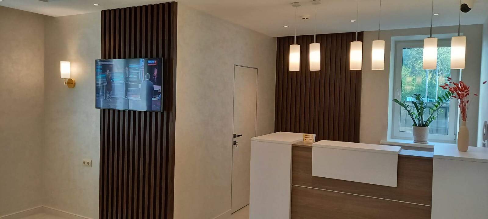 Обложка проекта: Ресепшн гостиницы г. Королев 40 кв.м.