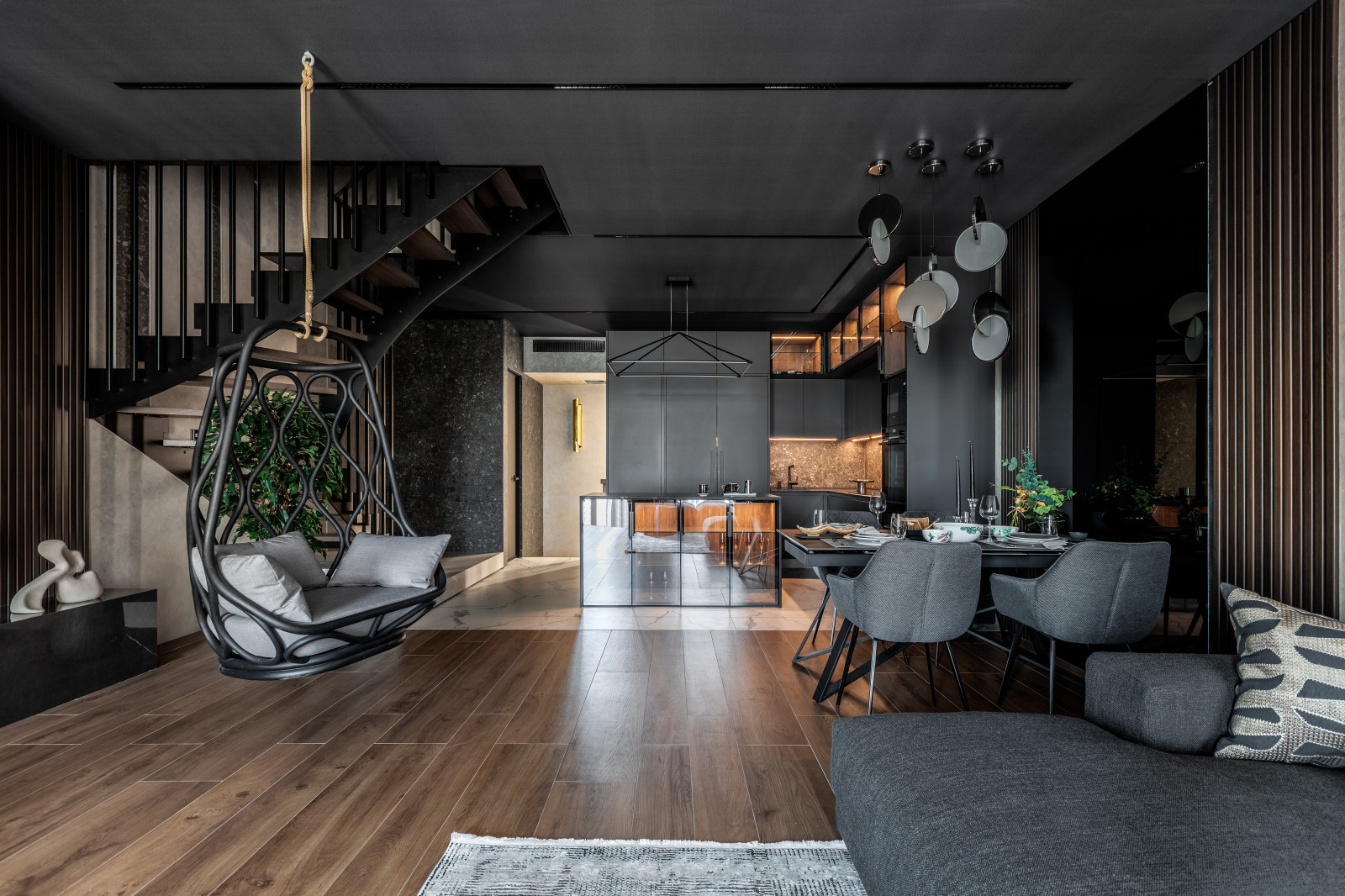 На берегу большой реки