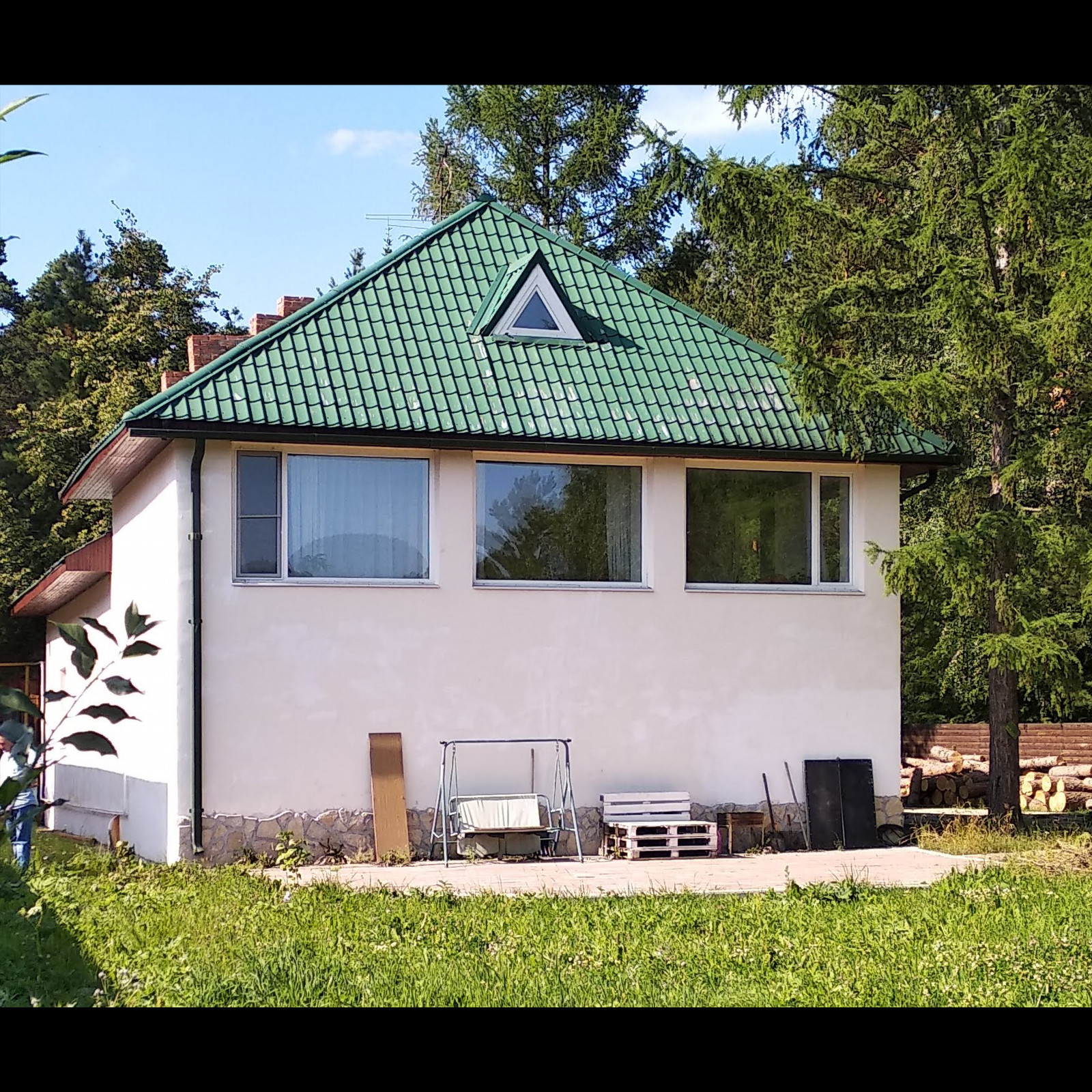 Реконструкция фасадом загородного дома