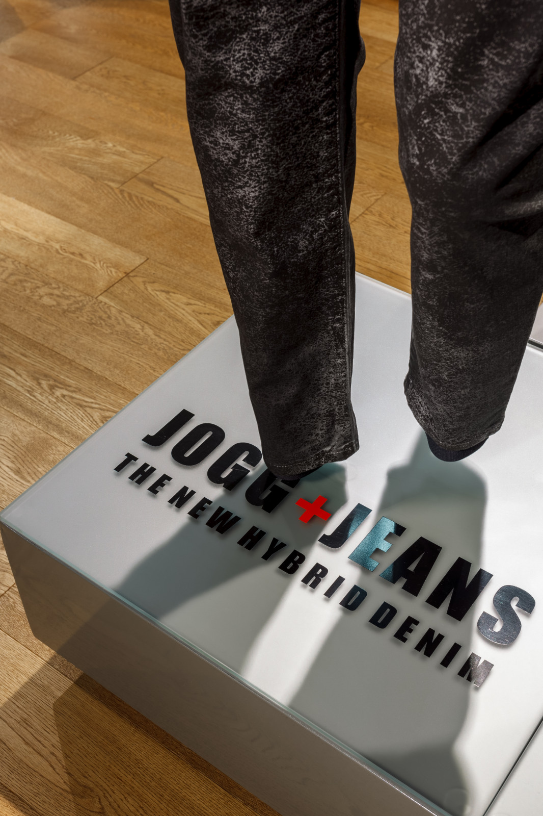 Обложка проекта: Мультибренд •COSMO STORE•  в ТРК "Сити Центр" Краснодар.