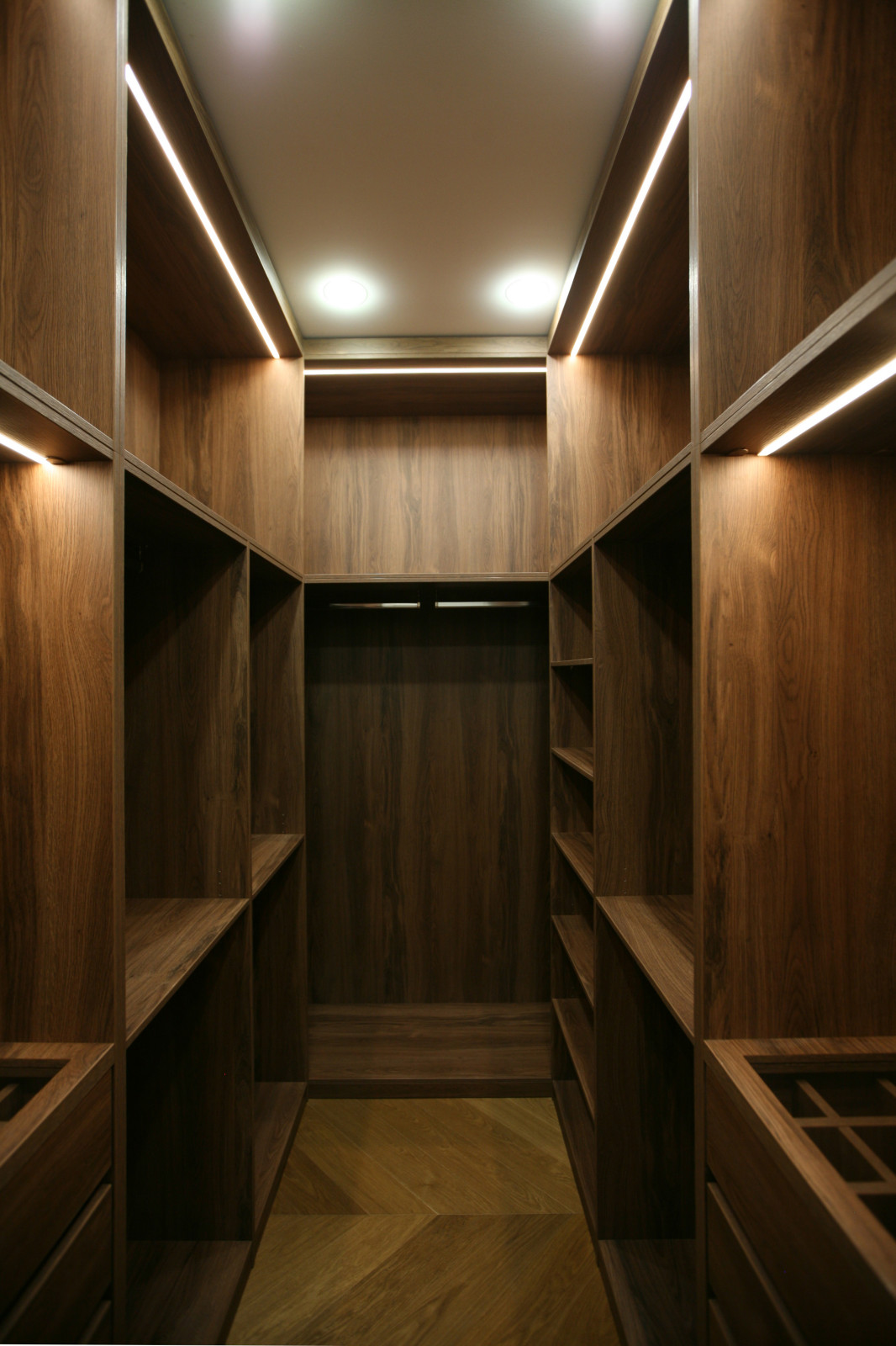 ЖК "Континенталь", 240м2