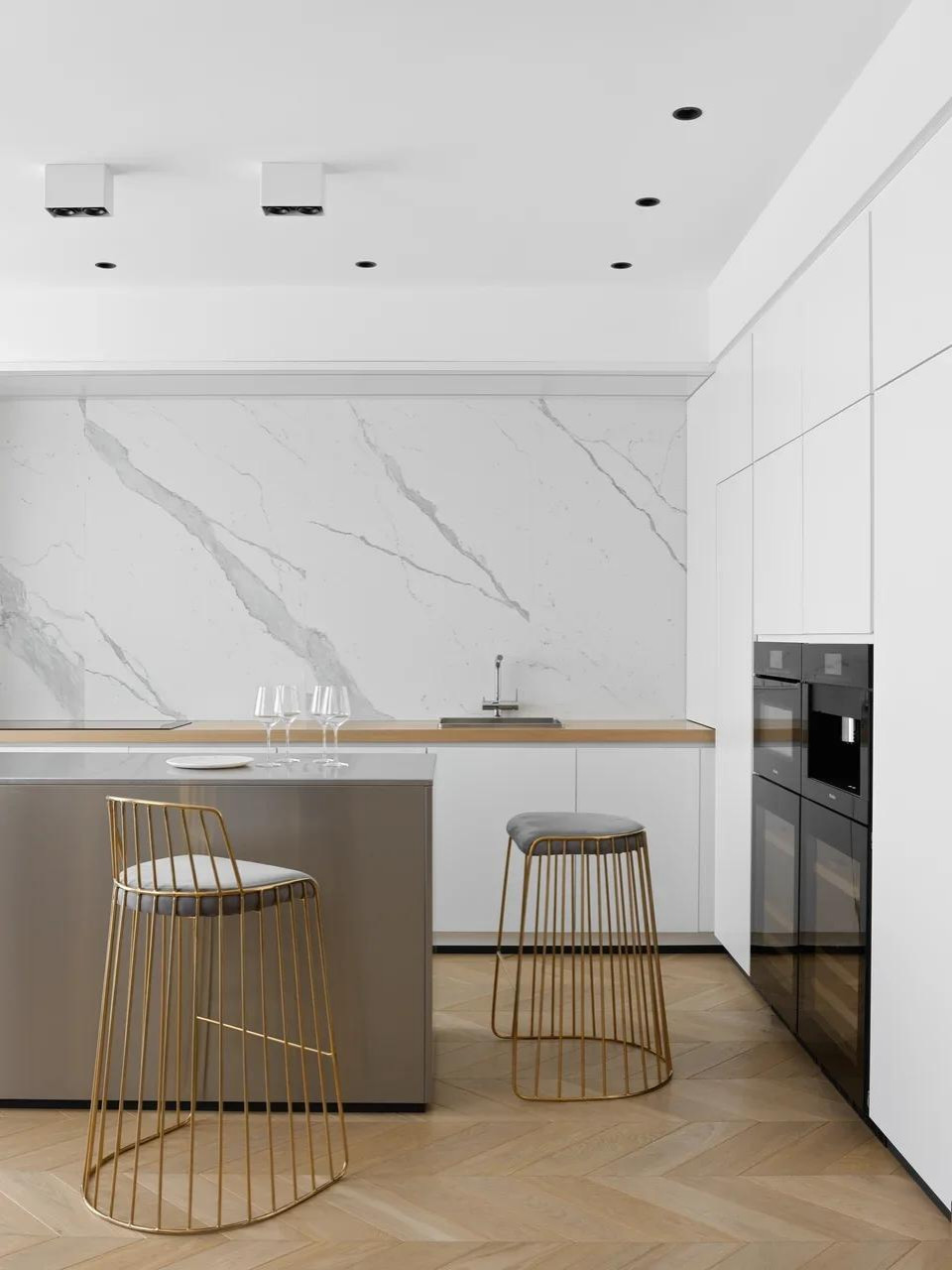 Обложка проекта: Кухня в апартаментах