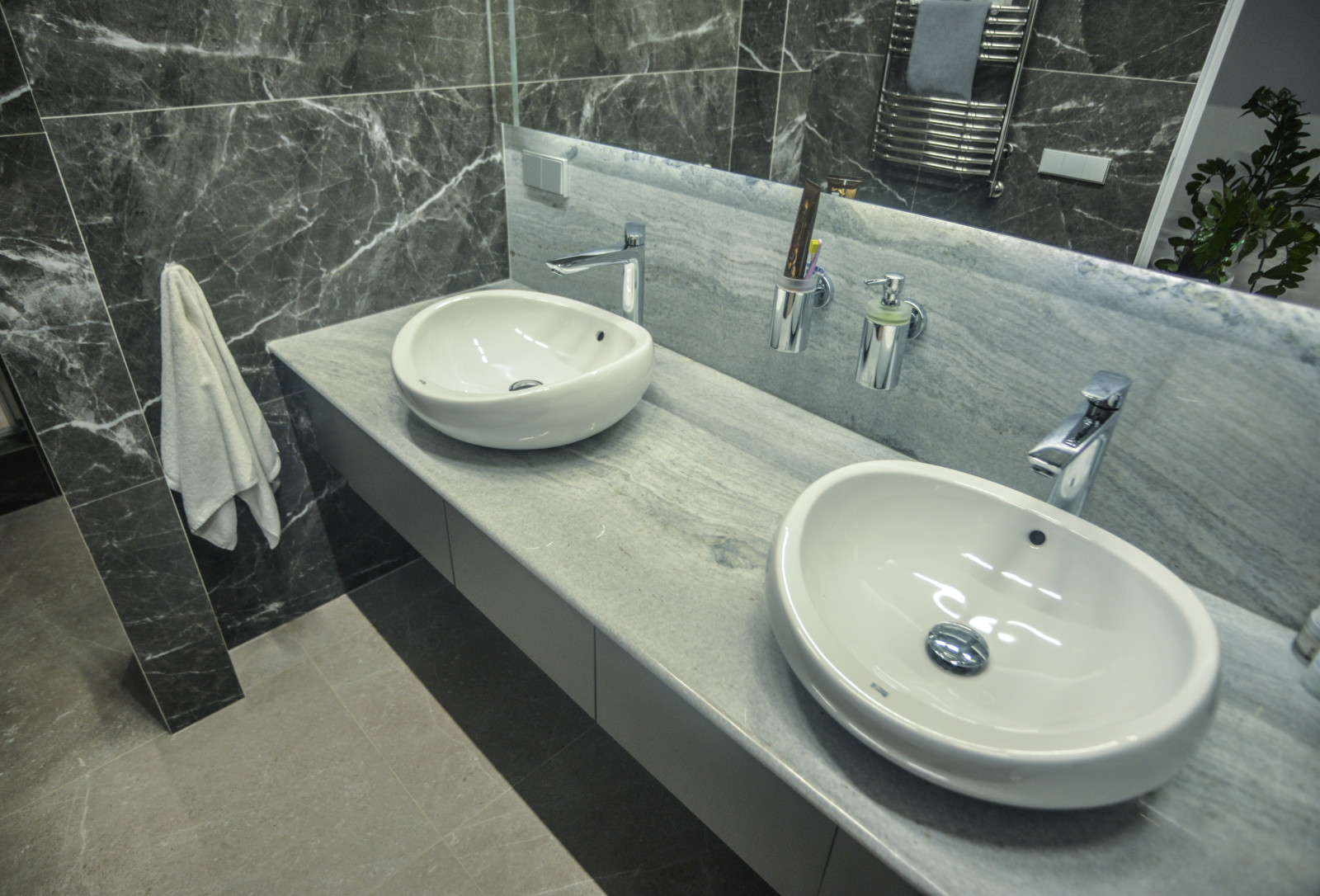 Квартира 110 кв. м - Монохром