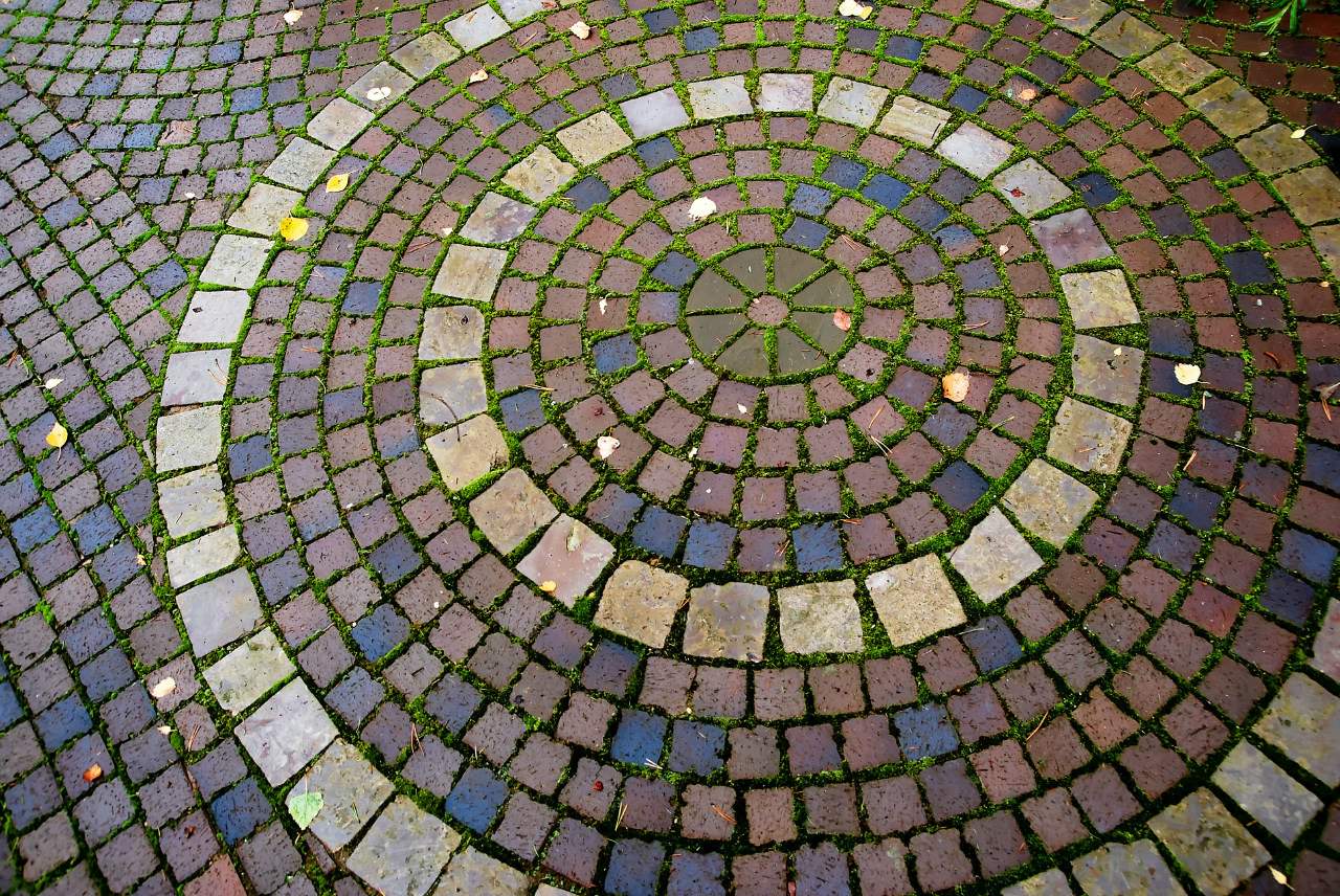 радиальное мощение