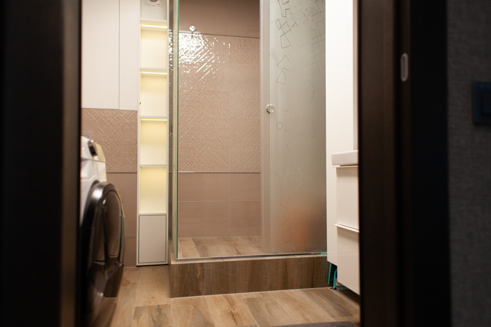 2х комнатная квартира Свиридова 14