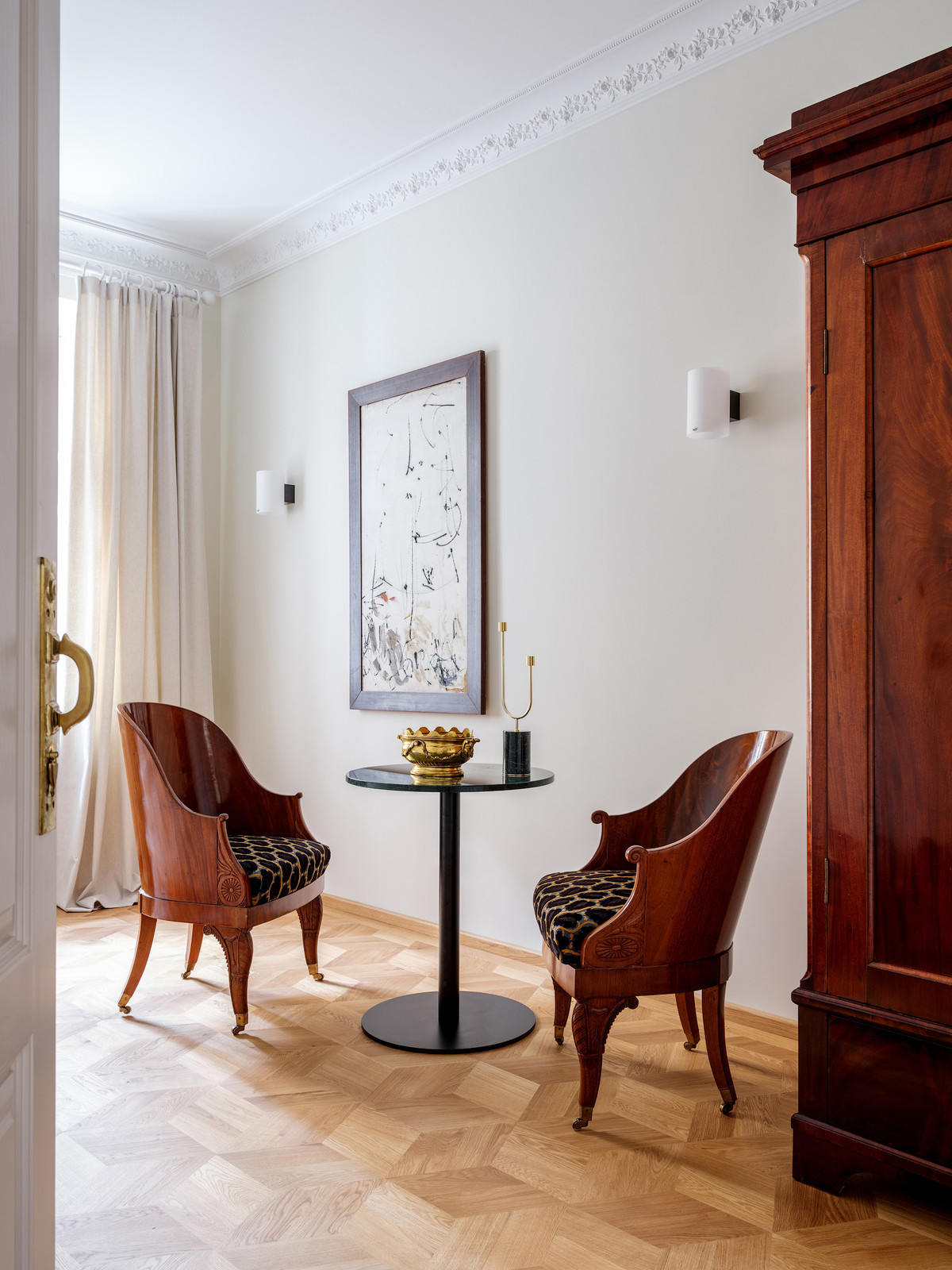 КВАРТИРА НА ЧАПЛЫГИНА