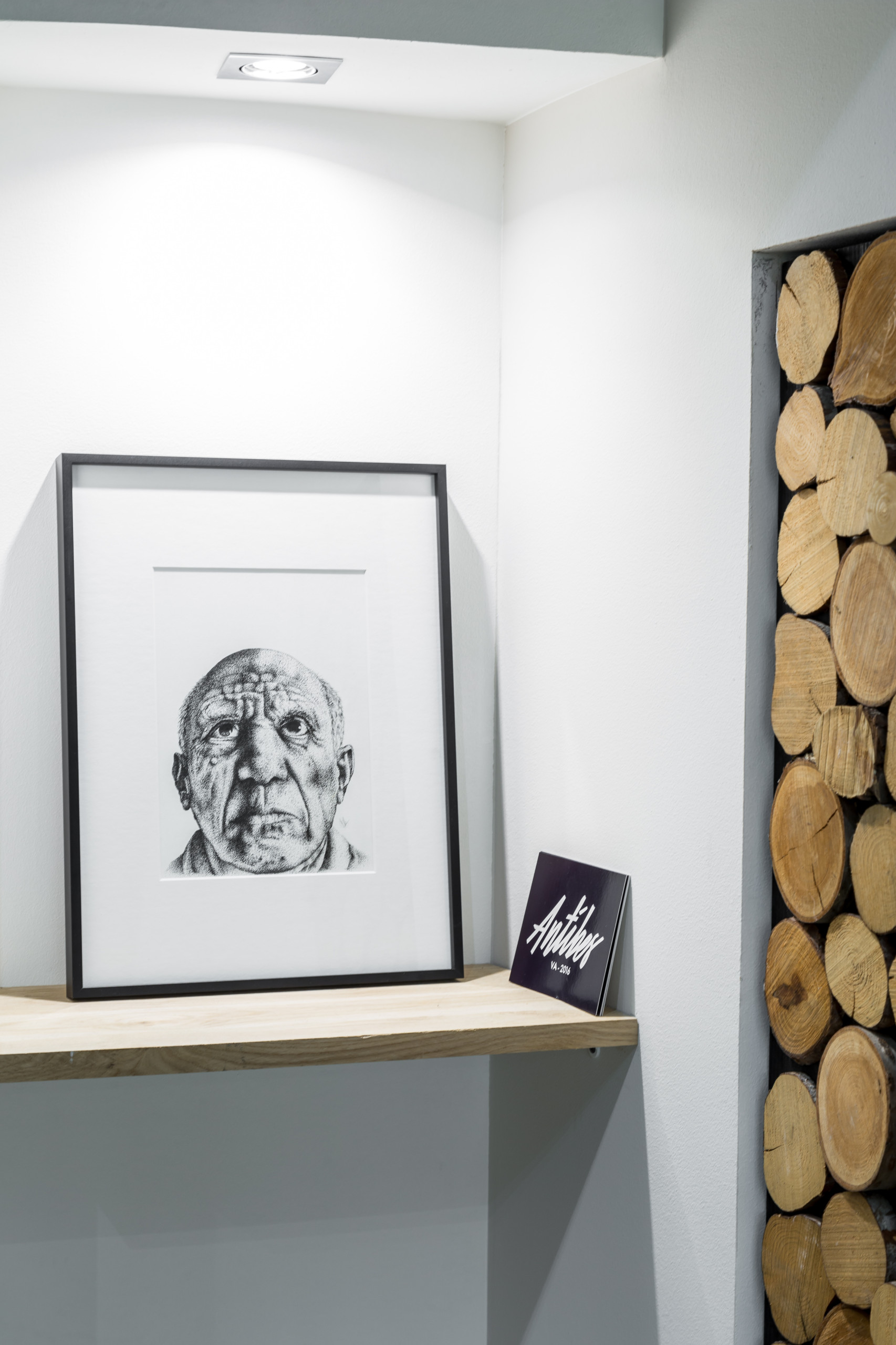 Мода на «пороки»: Зачем нам вещи с изъянами