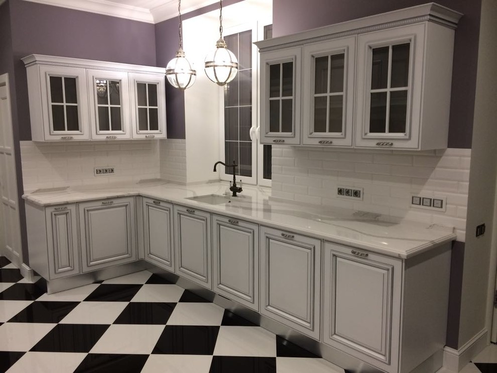 Кварцевая столешница в виде барной стойки