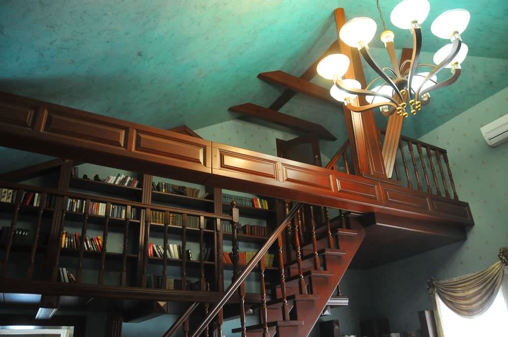 Обложка проекта: потолки и лестницы