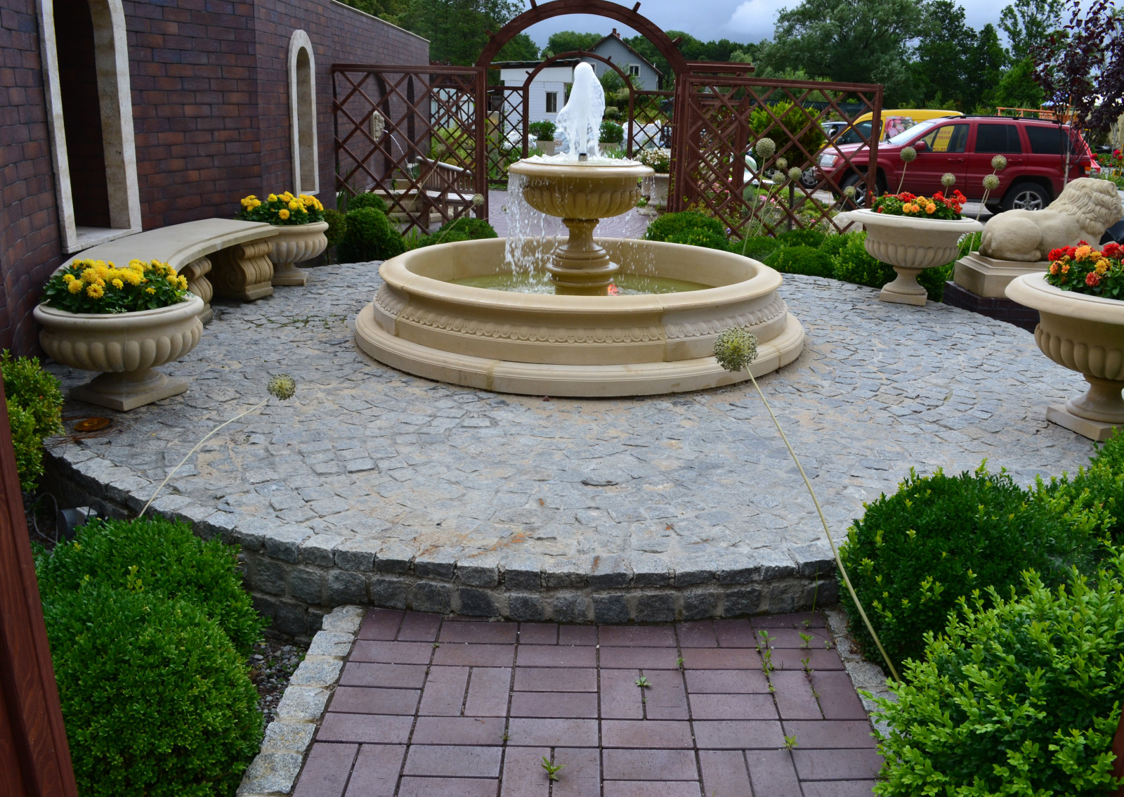 Обложка проекта: Выставка скульптур и фонтанов