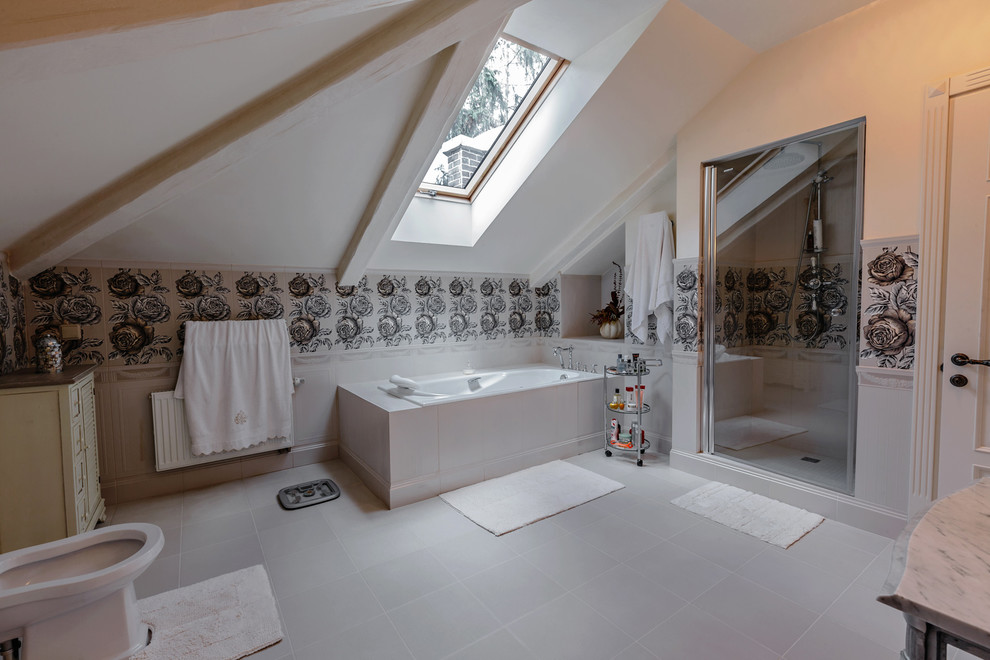 Английское чаепитие (Дом в поселке Зеленый мыс)