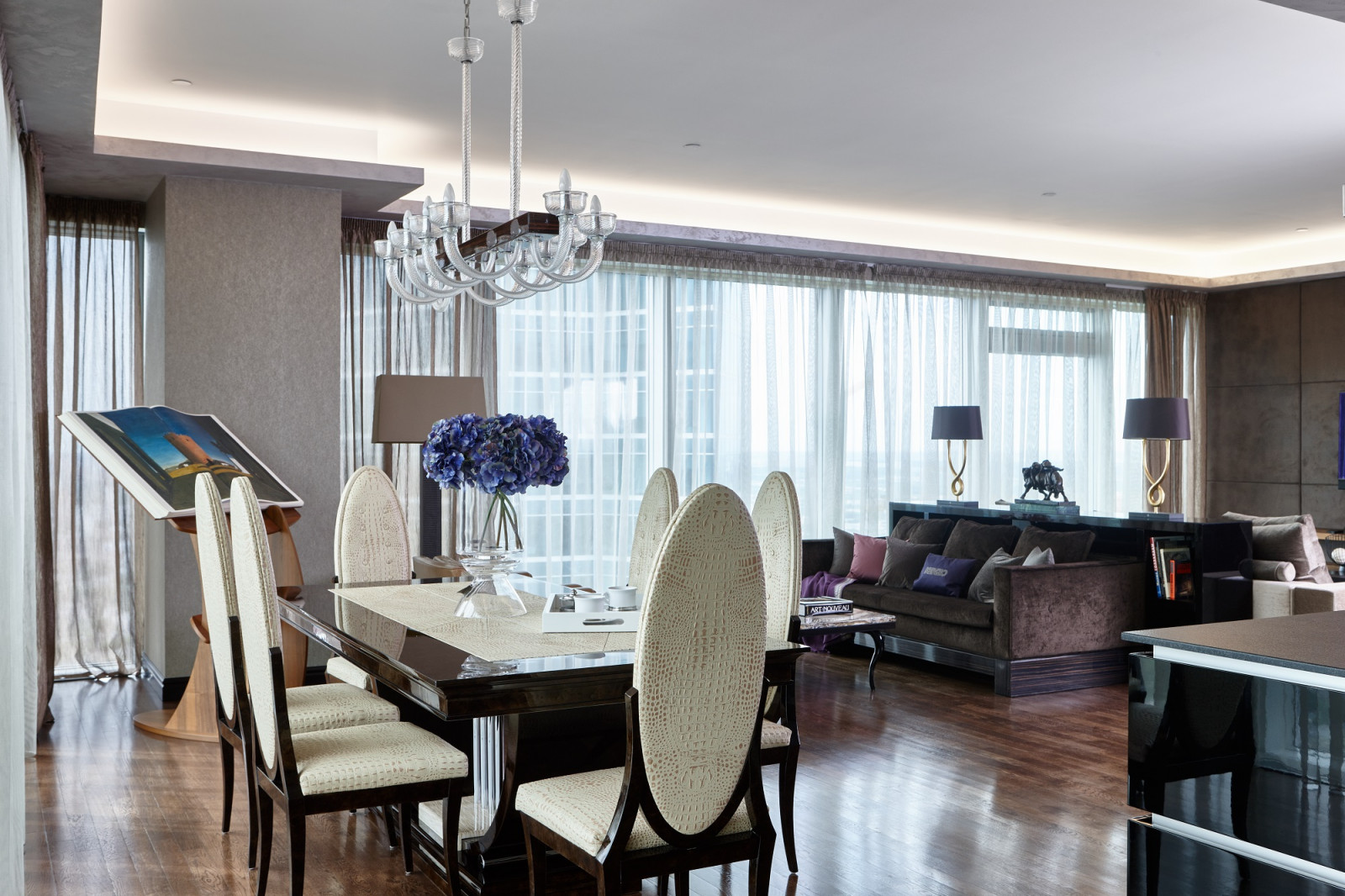 квартира 220 кв м