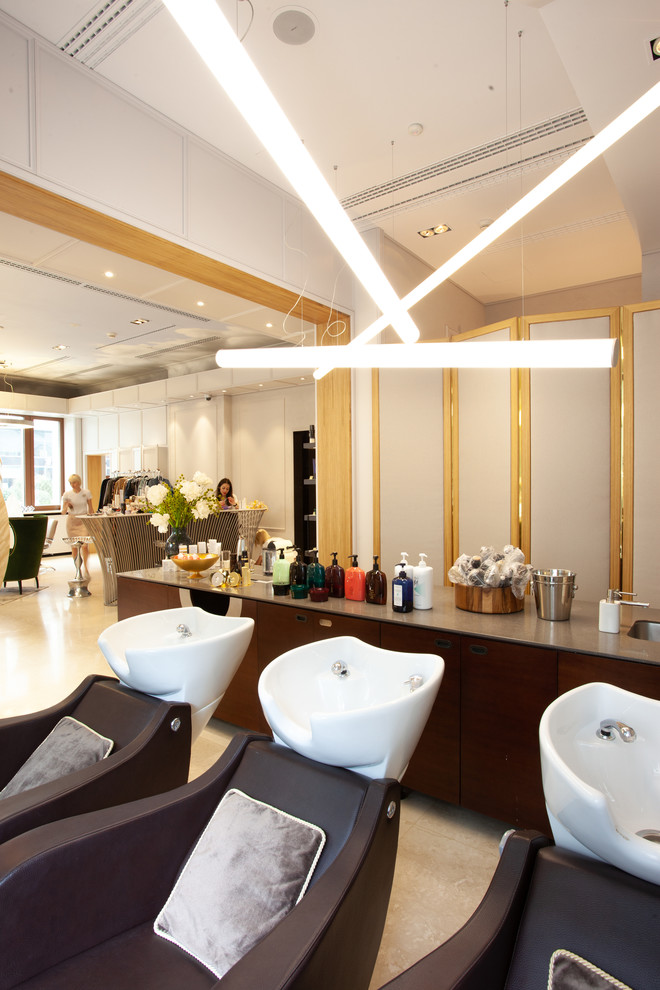 Обложка проекта: Салон на Тверской