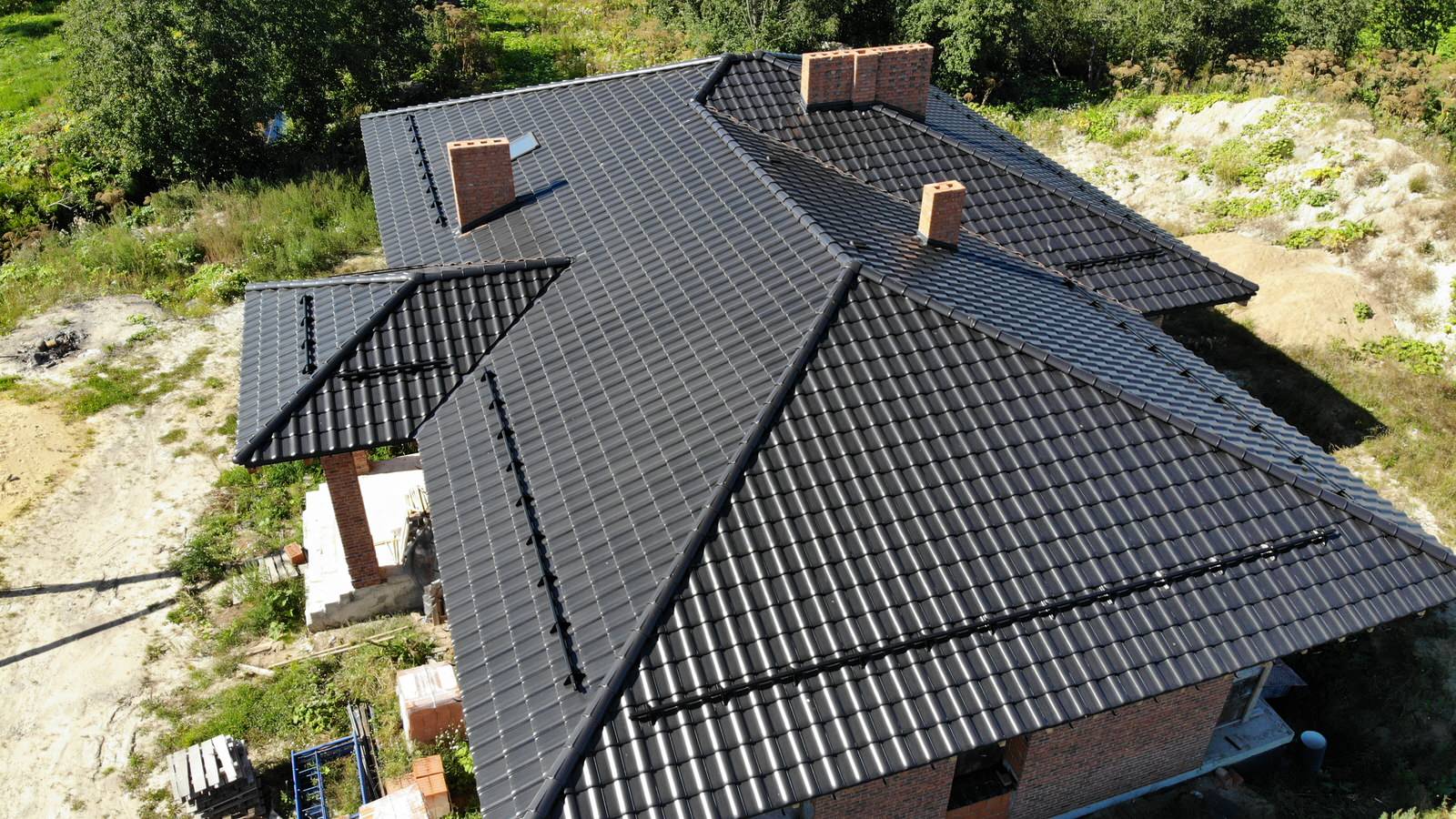 Обложка проекта: Смонтировали керамическую черепицу Nelskamp