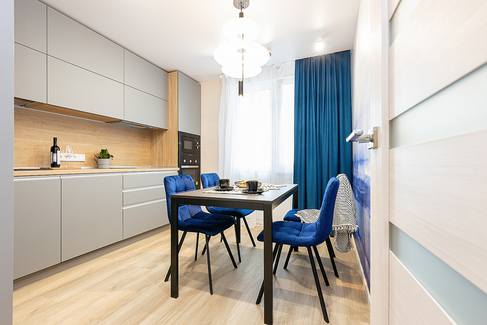 ул Романтиков