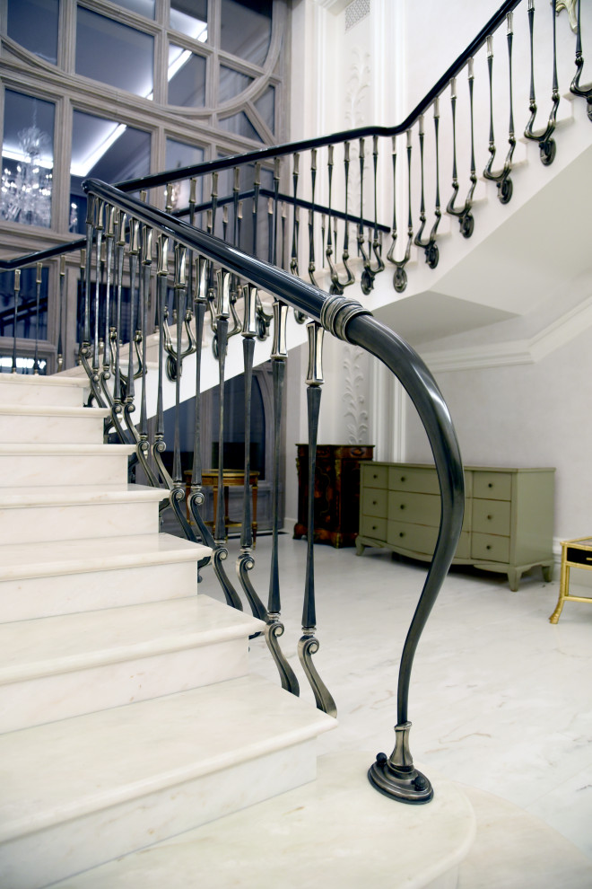 Балясины из стали и бронзы