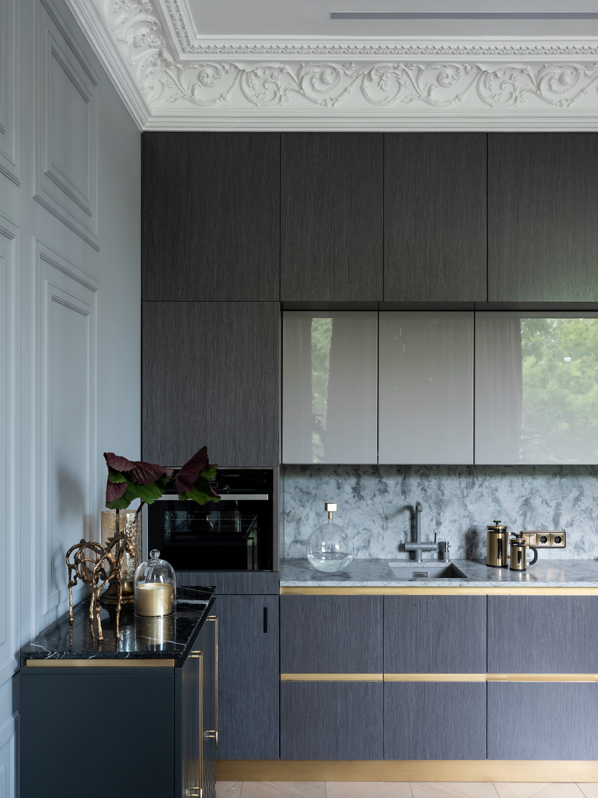 Обложка проекта: Evolution Квартира с пионами