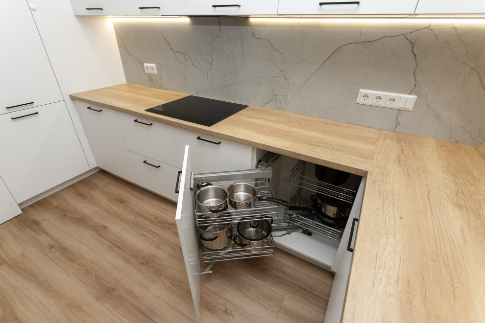 Кухня в современном стиле по ул. Крымский проезд