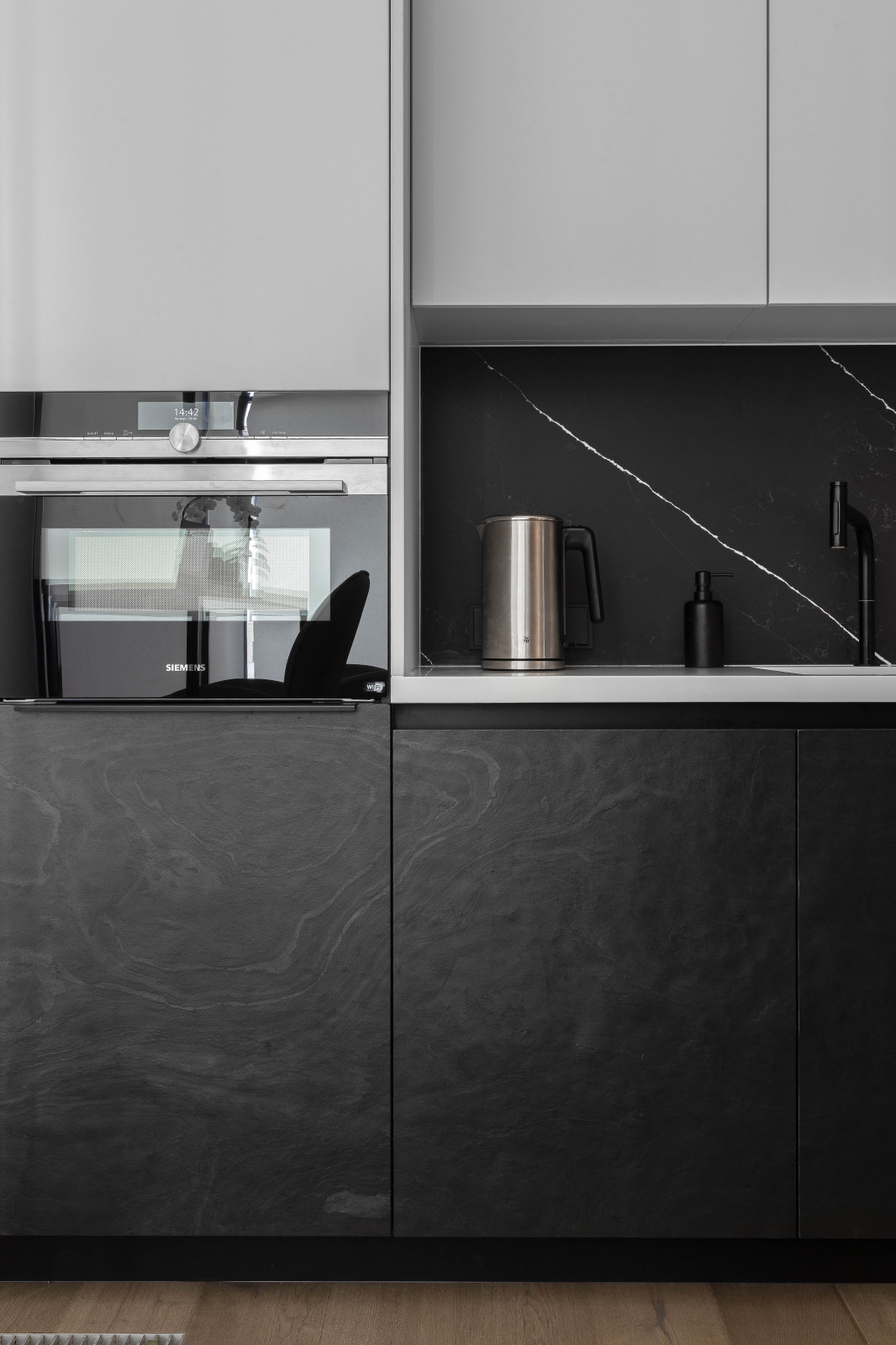 Новоясеневский