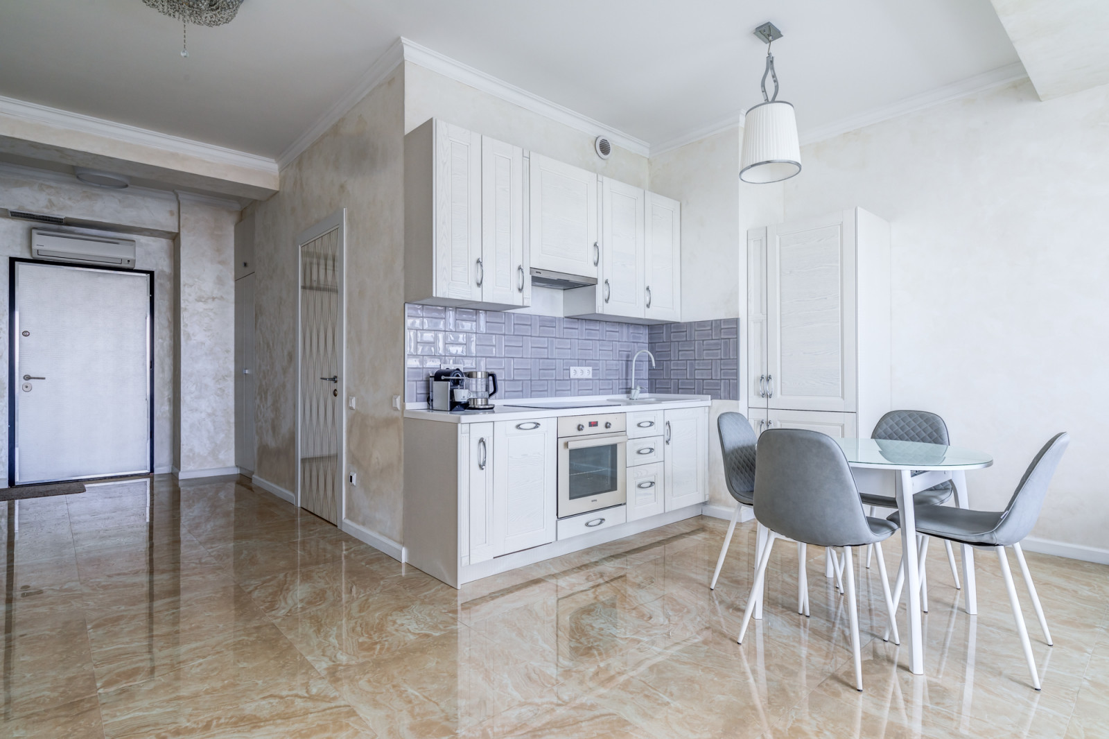 Квартира-студия на Мосфильмовской