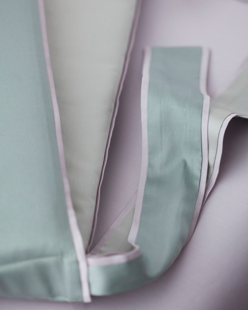 Бортик в кроватку