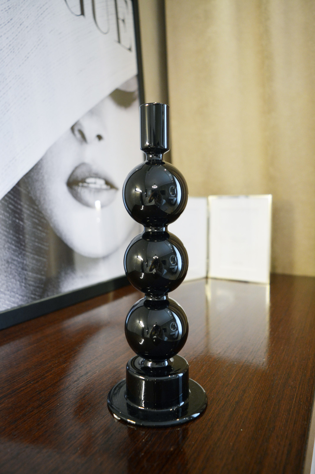 Декор на комоде.Drawer decor