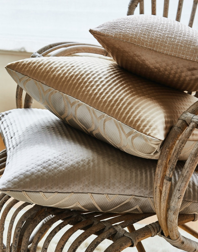 Наша подборка текстиля с геометрией