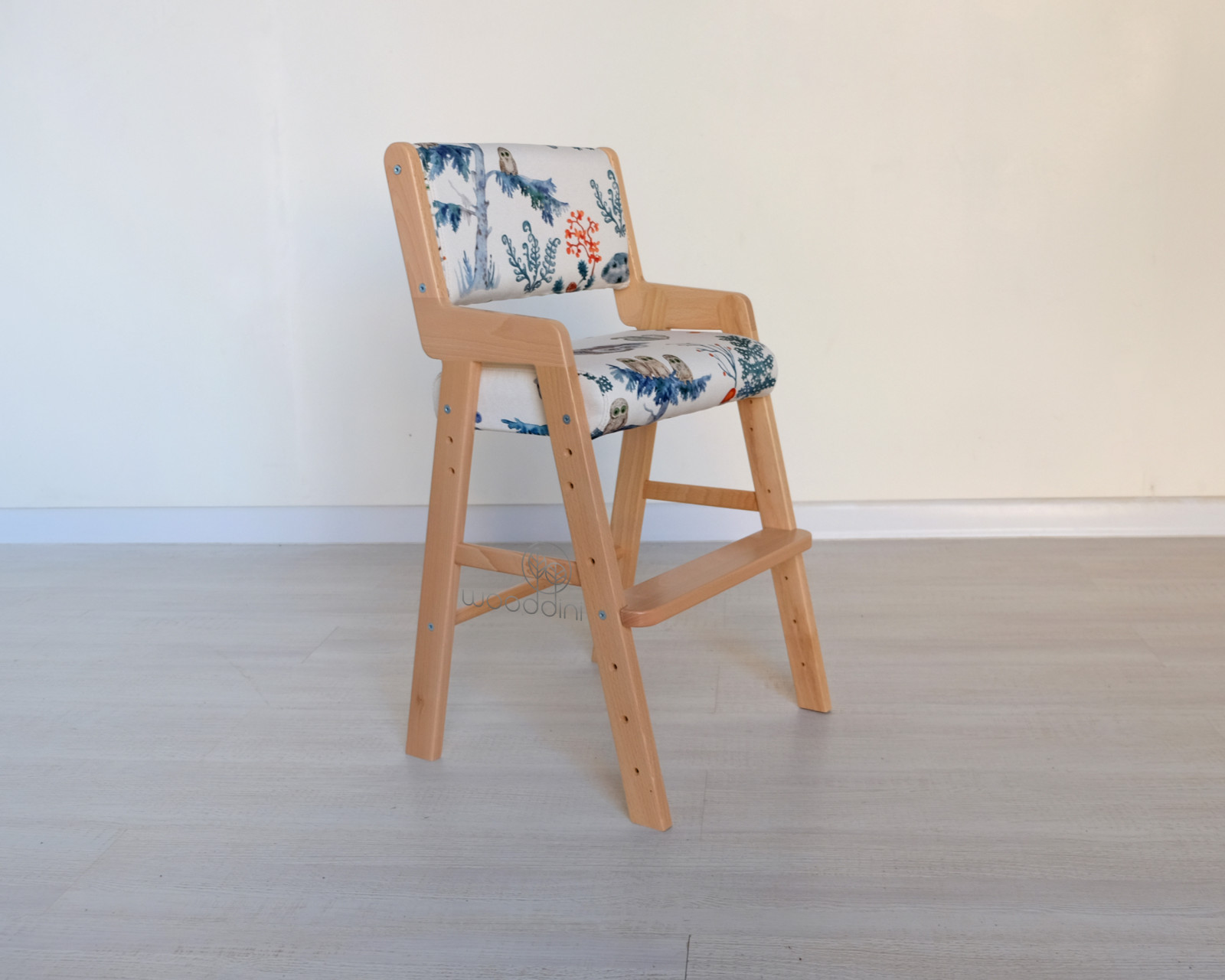 Детские стульчики